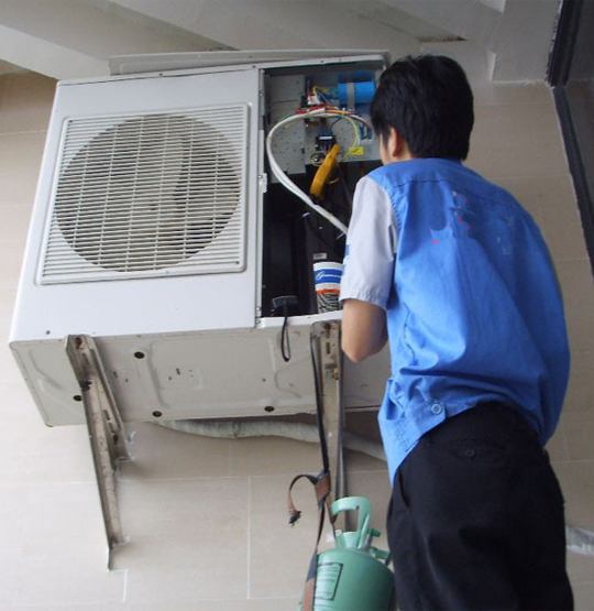 阿拉善右空调开机无反应维修